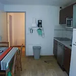 Ha-py Friends Apartment Campan